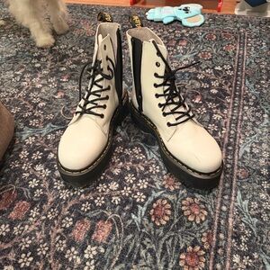 White Up up doc martins